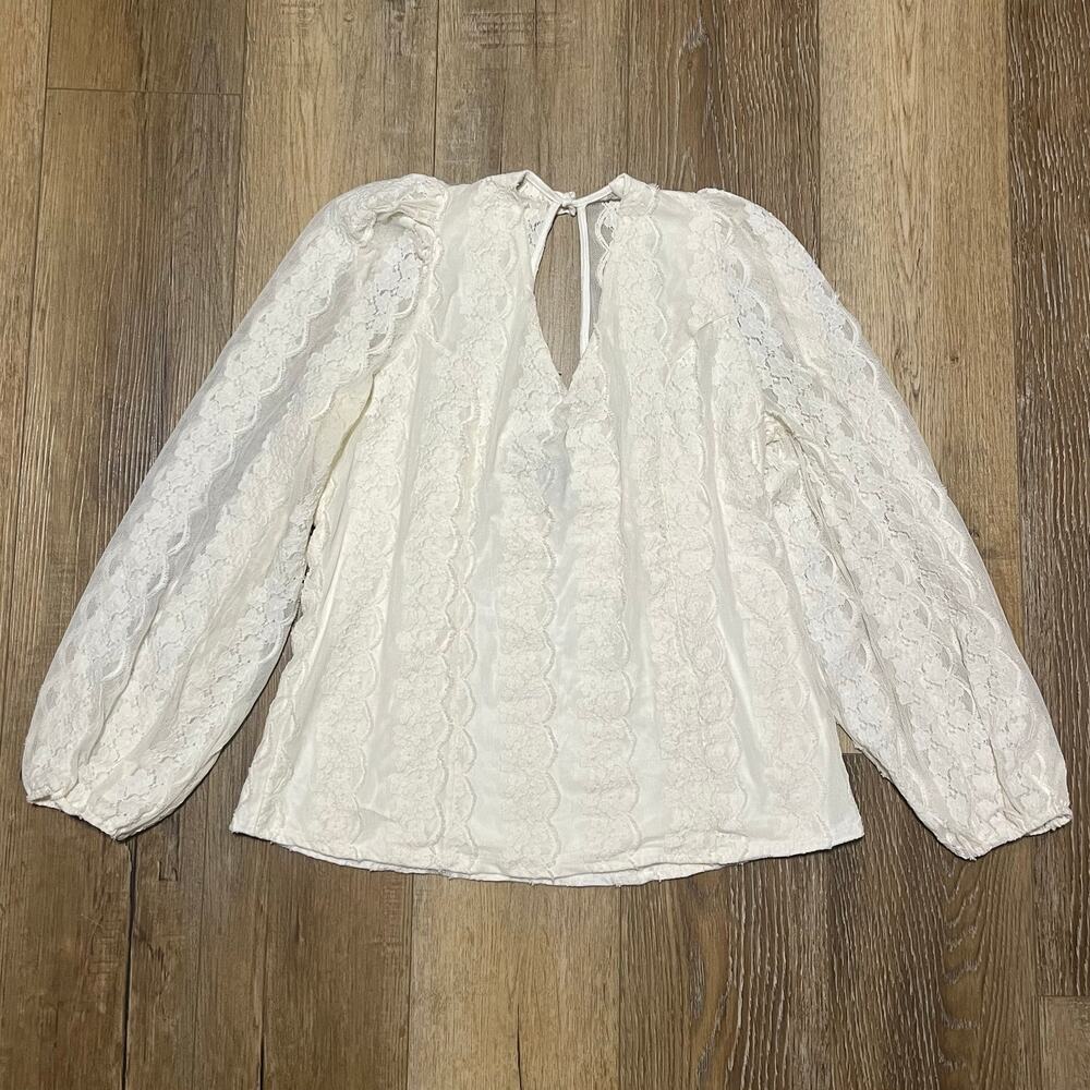 BKE Daytrip Boho Lace Peasant Blouse XL Cream Long Sleeve Romantic Keyhole Back